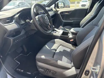 TOYOTA RAV4 Exlusive BI-TONE 4X4 HEV 2.5