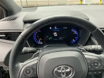 Corolla 2.0 Hybrid Team D *LED*ACC*SHZ*ParkAssis