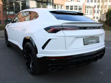 Urus 4.0 1.Hand/Pano/Massage/Bang&Olufsen/HuD