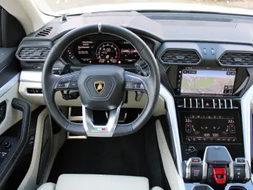 Urus 4.0 1.Hand/Pano/Massage/Bang&Olufsen/HuD