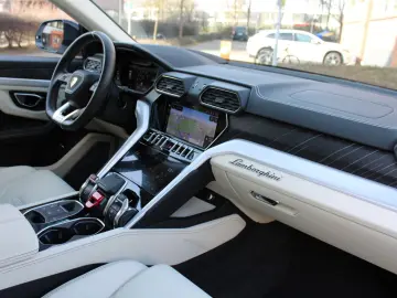 Urus 4.0 1.Hand/Pano/Massage/Bang&Olufsen/HuD