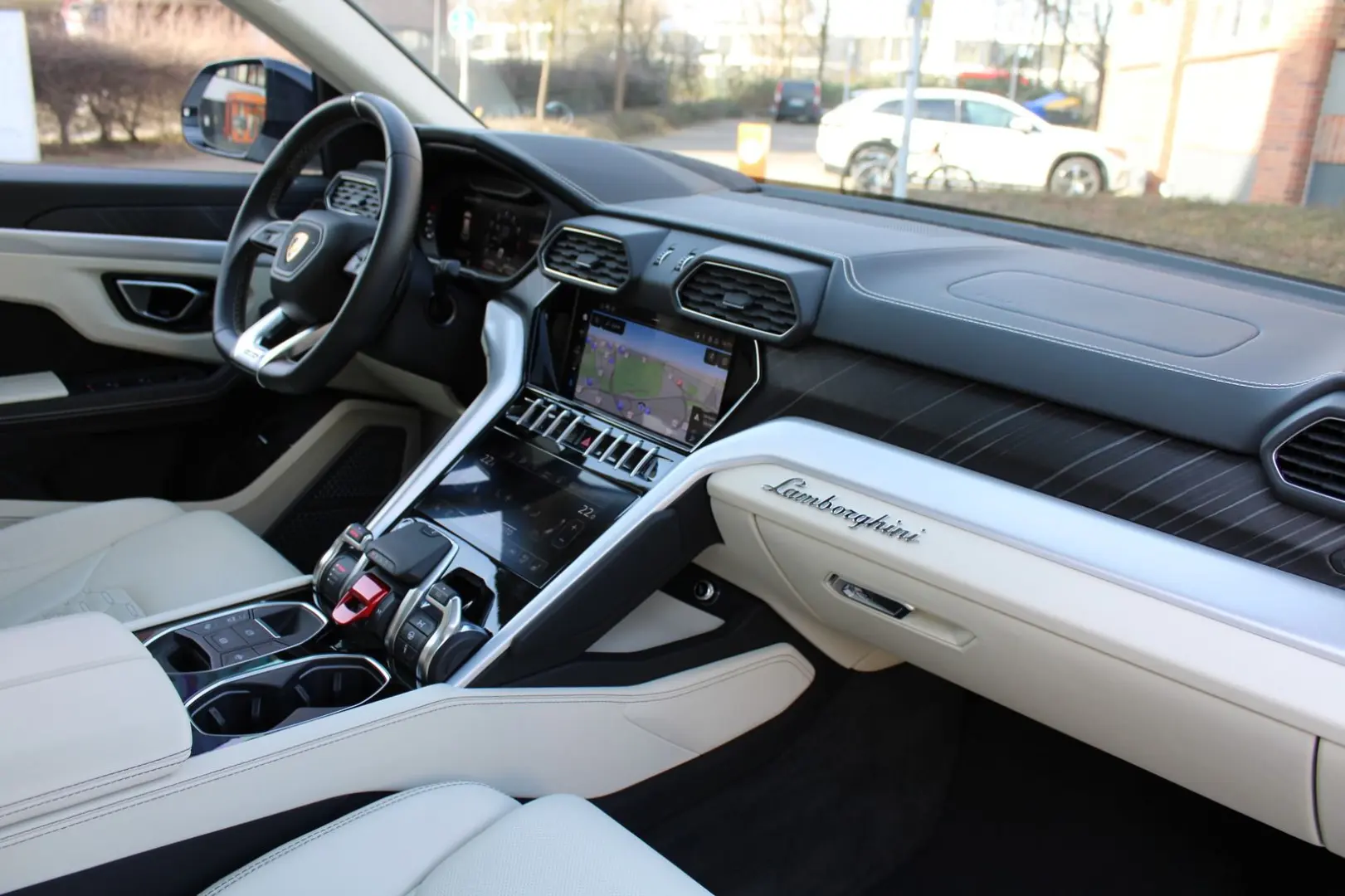 Urus 4.0 1.Hand/Pano/Massage/Bang&Olufsen/HuD
