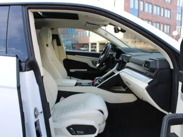 Urus 4.0 1.Hand/Pano/Massage/Bang&Olufsen/HuD