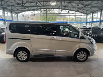 Tourneo Custom TitaniumX 9Sitze ACC BI-Xenon Nav