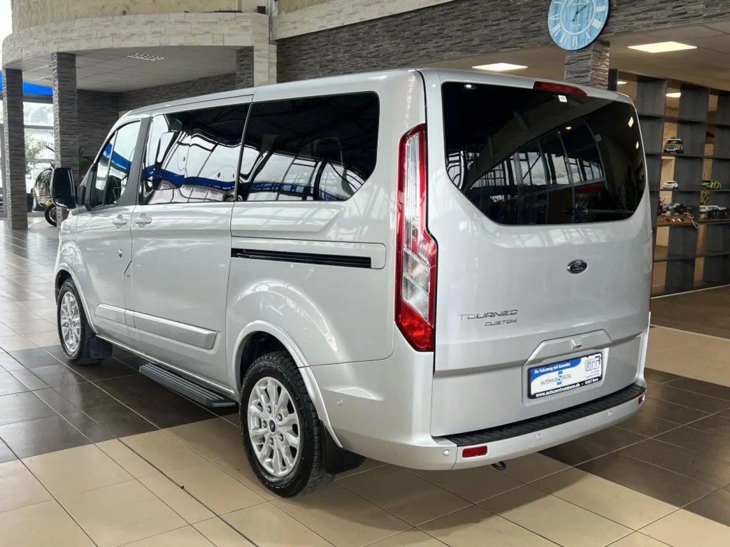 Tourneo Custom TitaniumX 9Sitze ACC BI-Xenon Nav