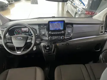 Tourneo Custom TitaniumX 9Sitze ACC BI-Xenon Nav
