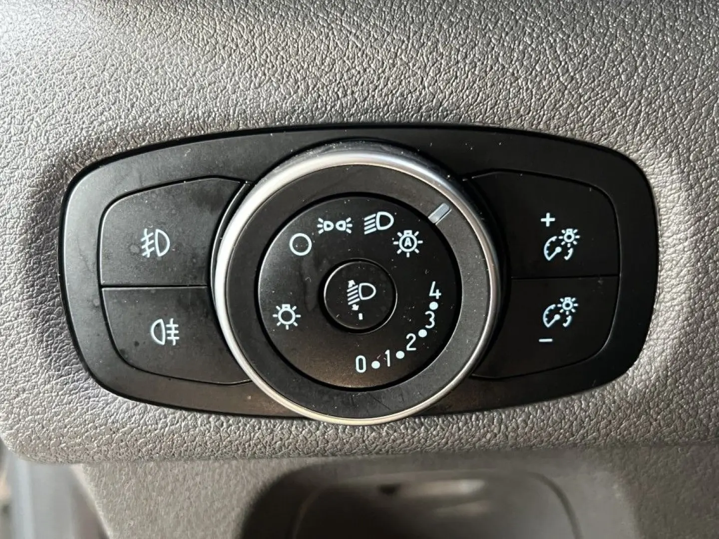 Tourneo Custom TitaniumX 9Sitze ACC BI-Xenon Nav