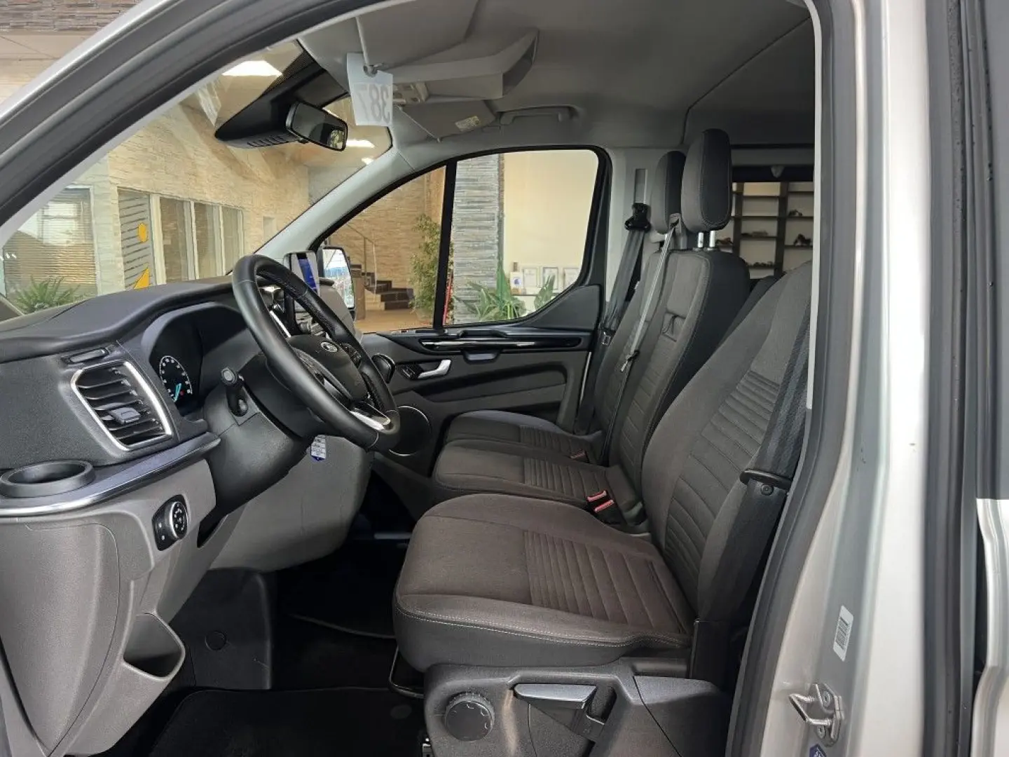 Tourneo Custom TitaniumX 9Sitze ACC BI-Xenon Nav