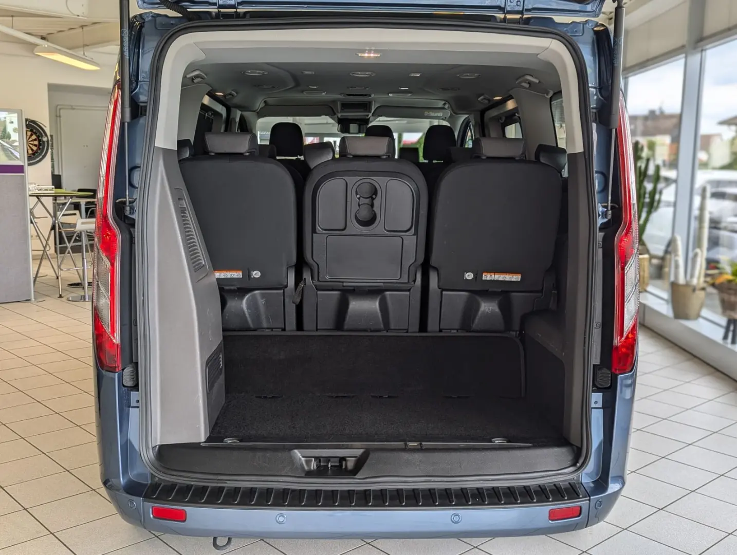 Tourneo Custom 320 L1 Aut. Titanium-X 9-Sitz Xen