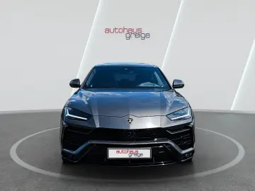 Urus Akrapovic Keramik Pano CarbonPaket HUD B&O