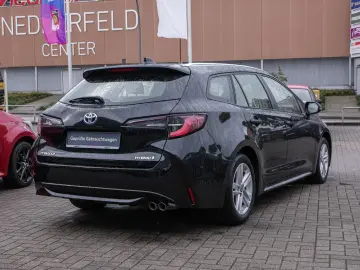 Corolla Touring Sports 2.0 Hybrid Business Editi