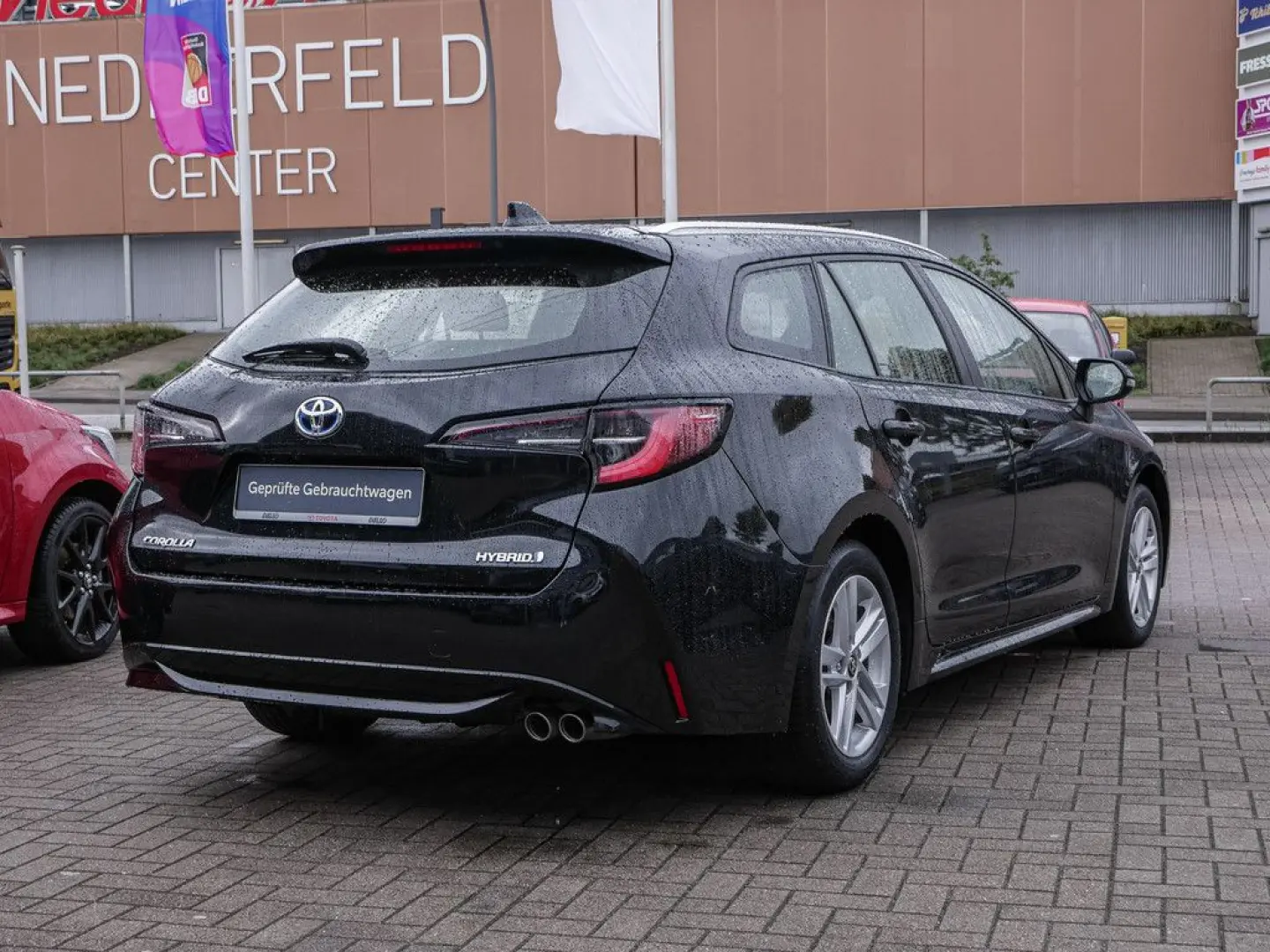 Corolla Touring Sports 2.0 Hybrid Business Editi