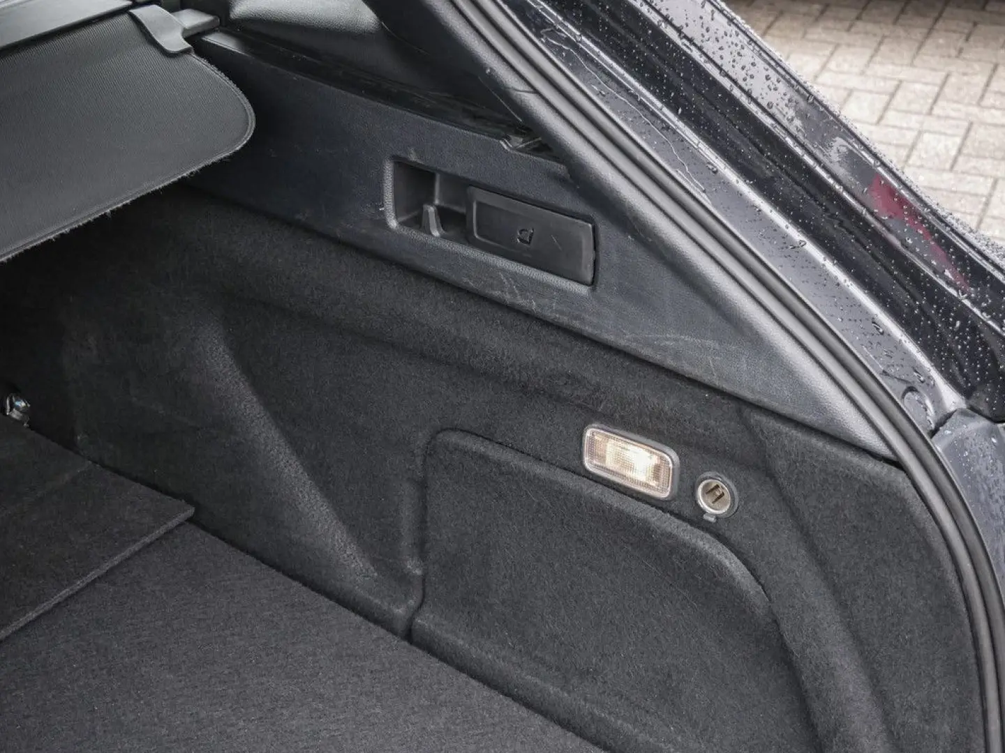 Corolla Touring Sports 2.0 Hybrid Business Editi