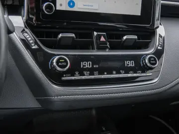 Corolla Touring Sports 2.0 Hybrid Business Editi