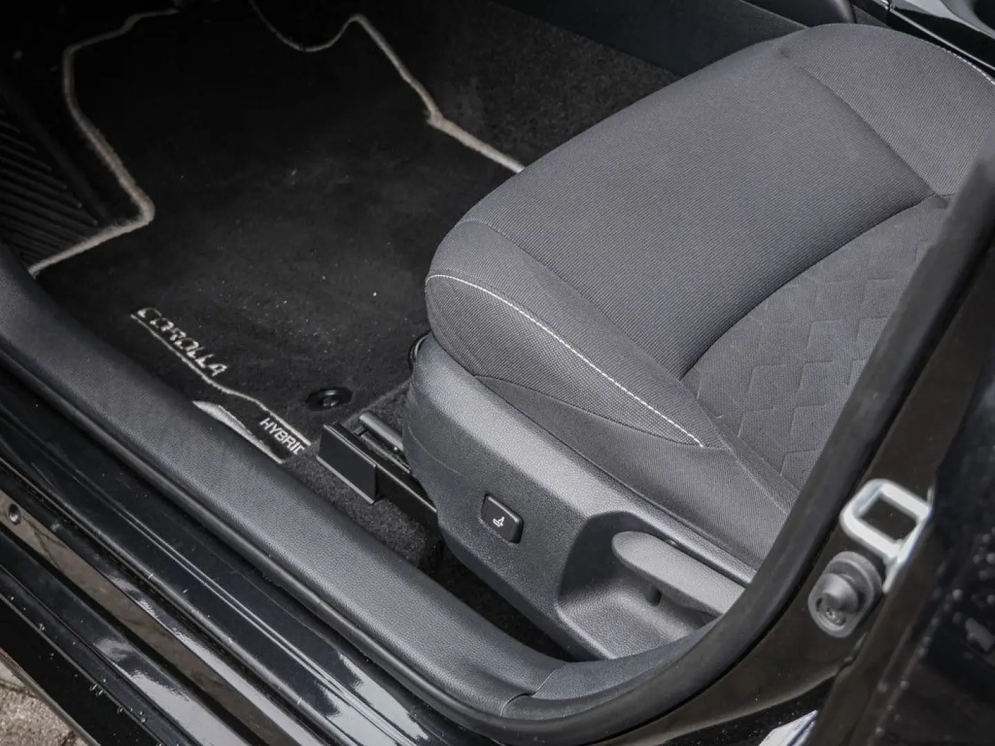Corolla Touring Sports 2.0 Hybrid Business Editi
