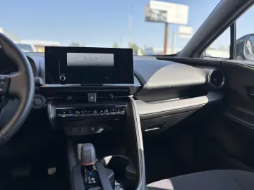 TOYOTA C-HR 2.0 DYNAMIC HEV 4X2