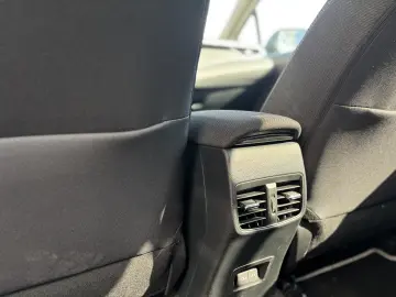 Toyota Corolla 1.8 HSD Dynamic
