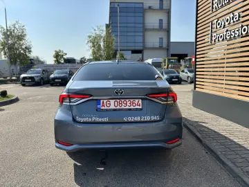Toyota Corolla 1.8 HSD Dynamic