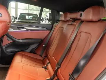 BMW X4 20d M Sport Inno AHK Pano Memo