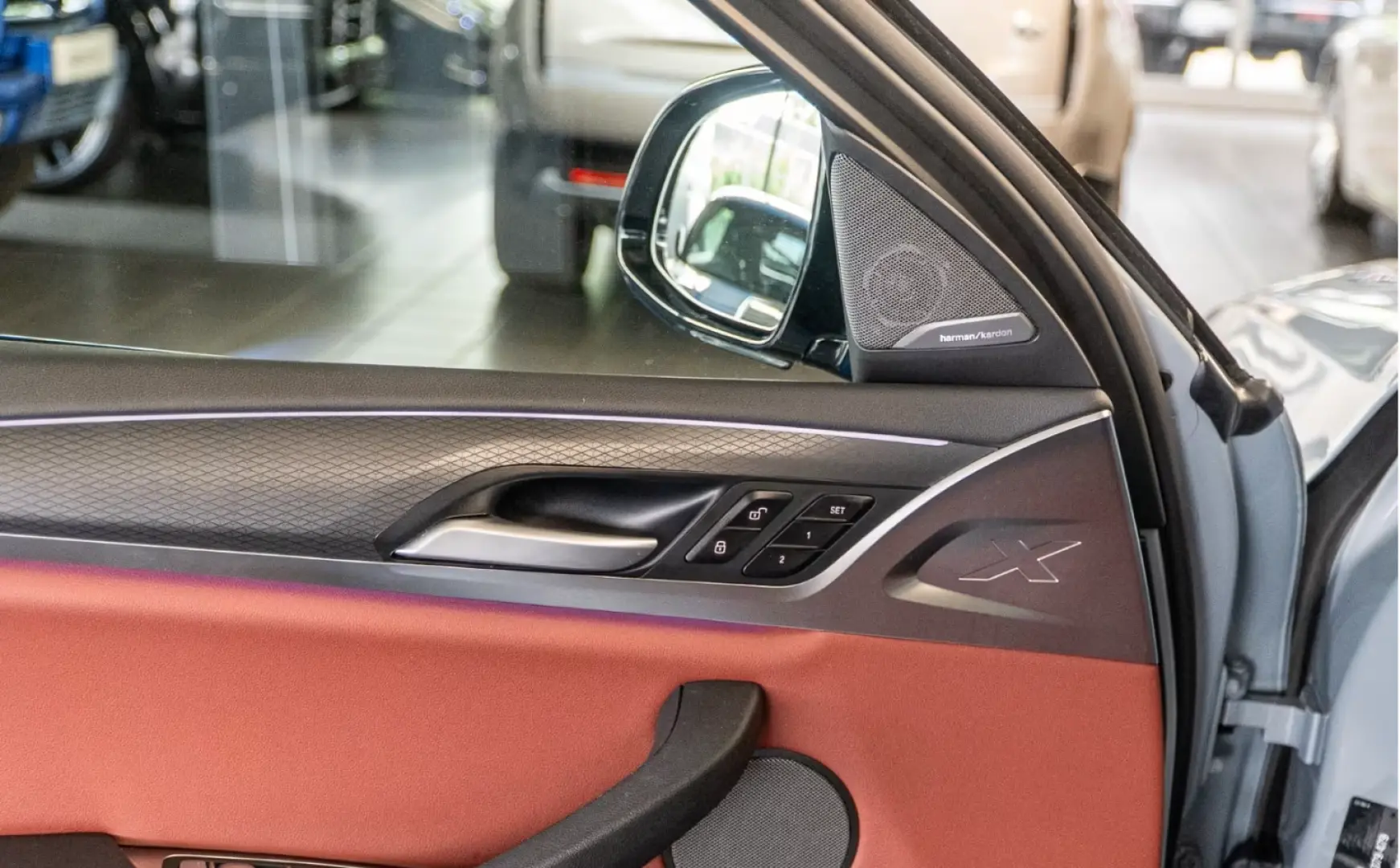 BMW X4 20d M Sport Inno AHK Pano Memo