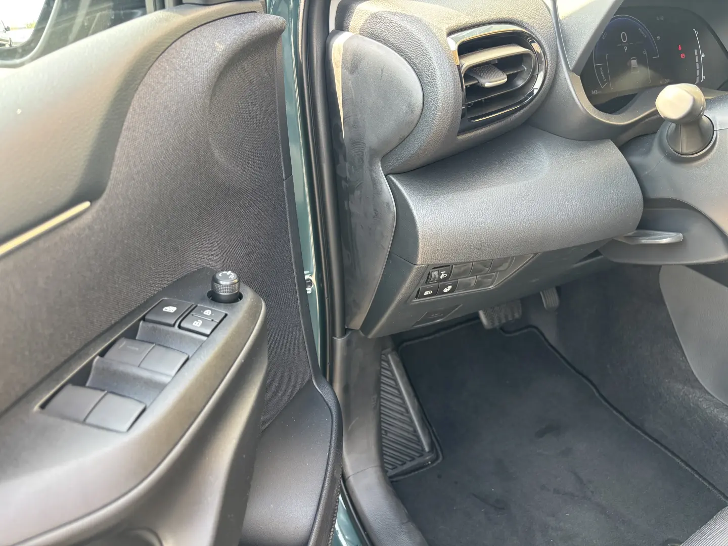 Toyota Yaris 1.5 HEV 116 CP Business