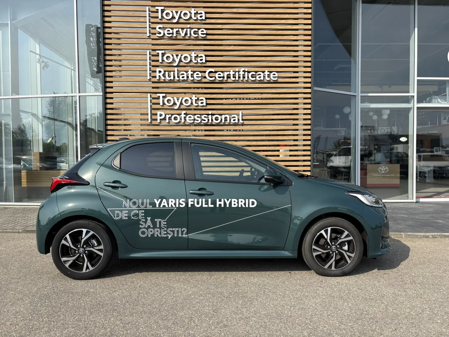 Toyota Yaris 1.5 HEV 116 CP Business