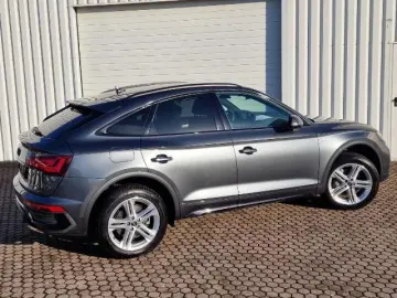 Q5  Sportback*S line*Virtual Cock*AHK mit 2400 k