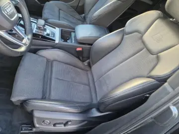 Q5  Sportback*S line*Virtual Cock*AHK mit 2400 k
