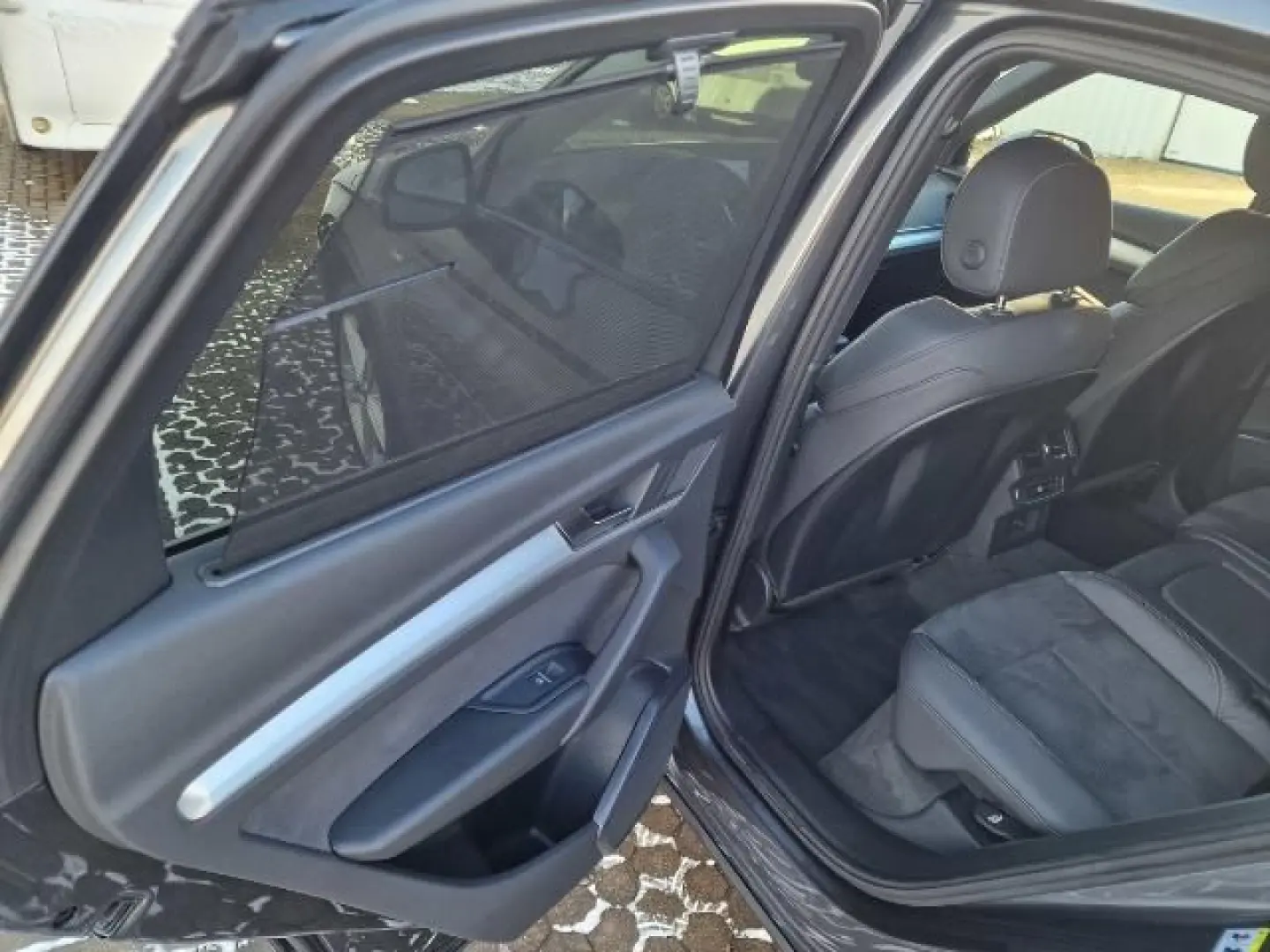 Q5  Sportback*S line*Virtual Cock*AHK mit 2400 k