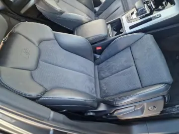 Q5  Sportback*S line*Virtual Cock*AHK mit 2400 k