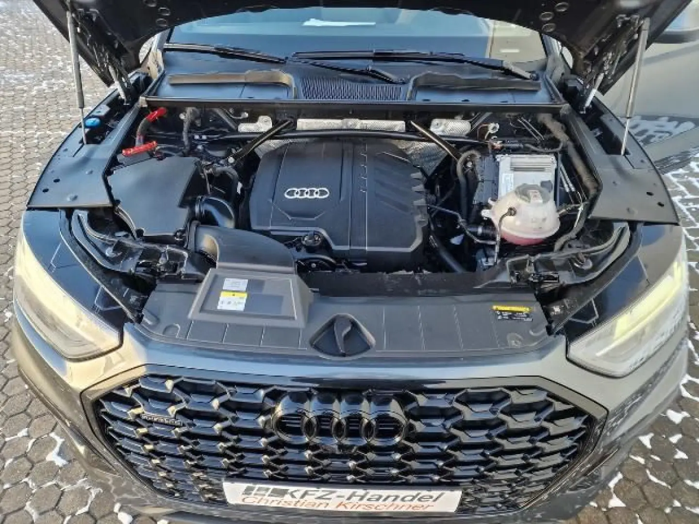 Q5  Sportback*S line*Virtual Cock*AHK mit 2400 k