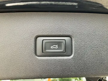 Q5 Sportback 40 TDI QU S-LINE LED+NAVI+RFK+GRA