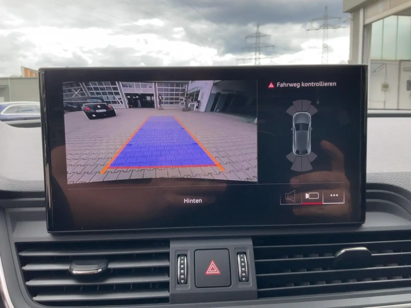 Q5 Sportback 40 TDI QU S-LINE LED+NAVI+RFK+GRA