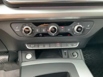Q5 Sportback 40 TDI QU S-LINE LED+NAVI+RFK+GRA