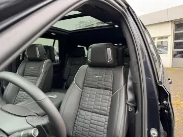 Cadillac Escalade 6.2 V8 Sport Platinum mit LPG