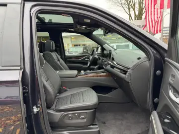 Cadillac Escalade 6.2 V8 Sport Platinum mit LPG