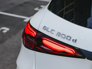 Mercedes Benz GLC 300d AMG Line