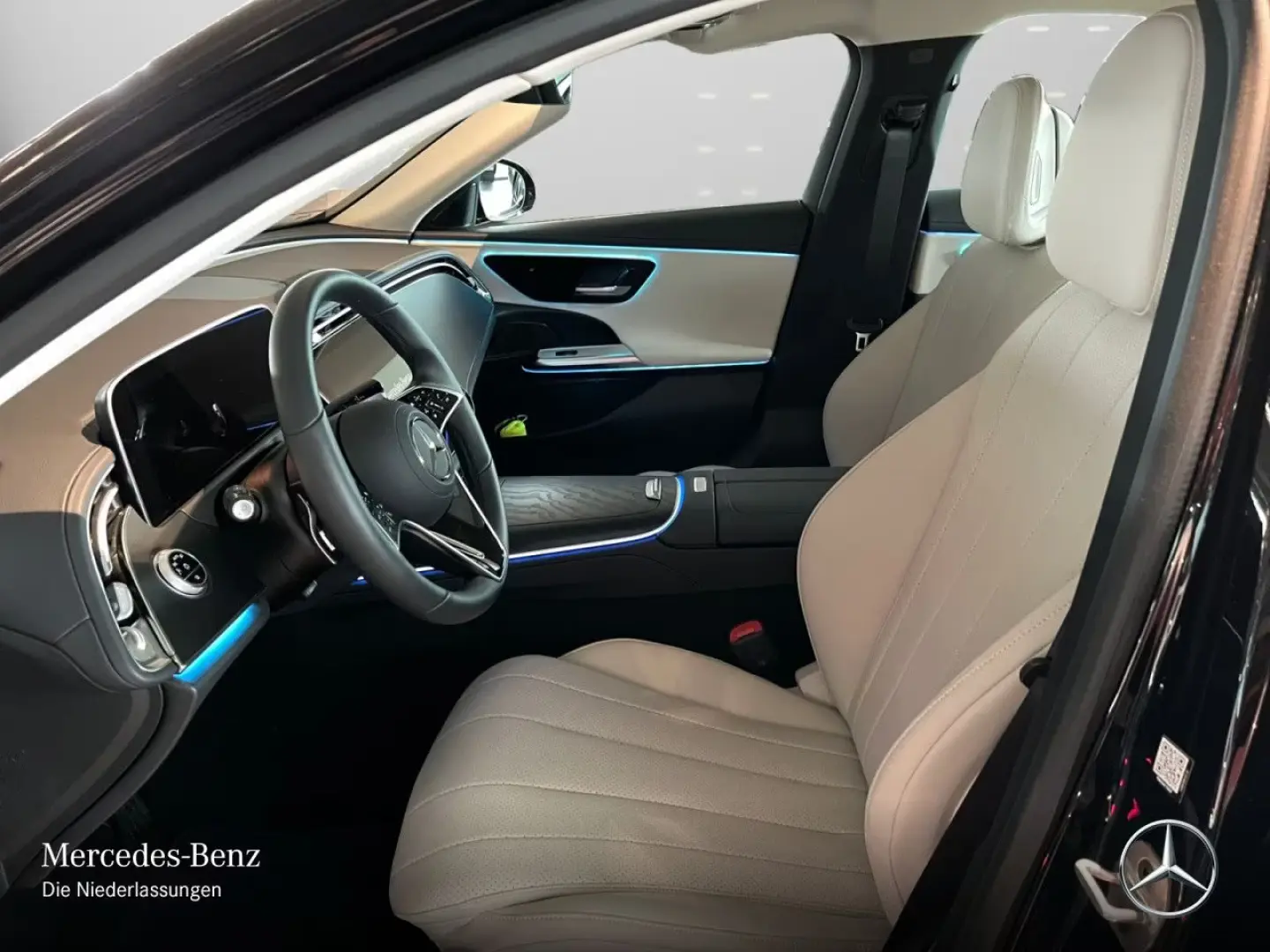 E 300 e Avantgarde Advanced/LED/DISTRONIC/MBUX/