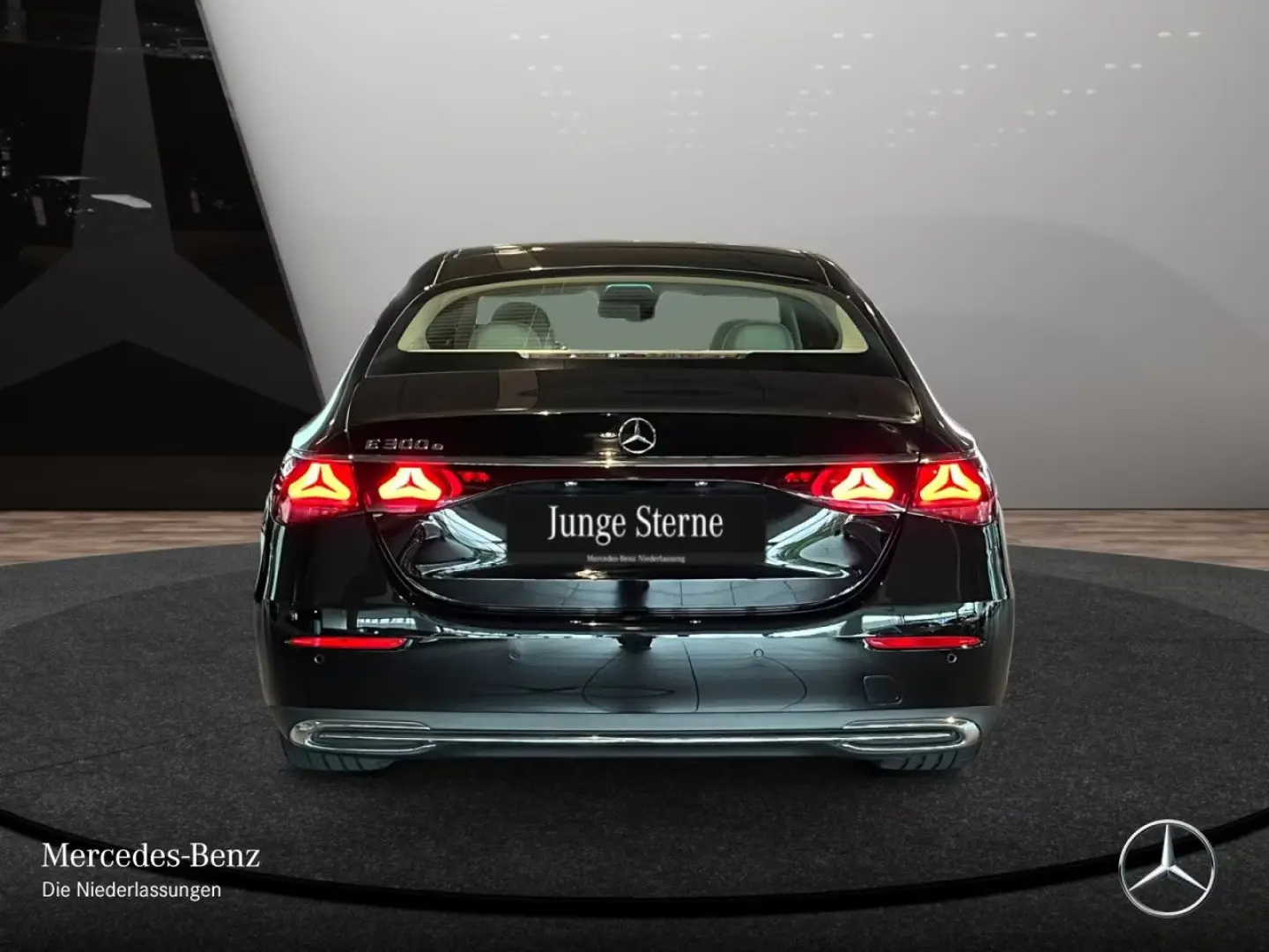 E 300 e Avantgarde Advanced/LED/DISTRONIC/MBUX/