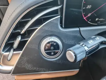 E 300 de Limousine mit EQ Hybrid Technologie
