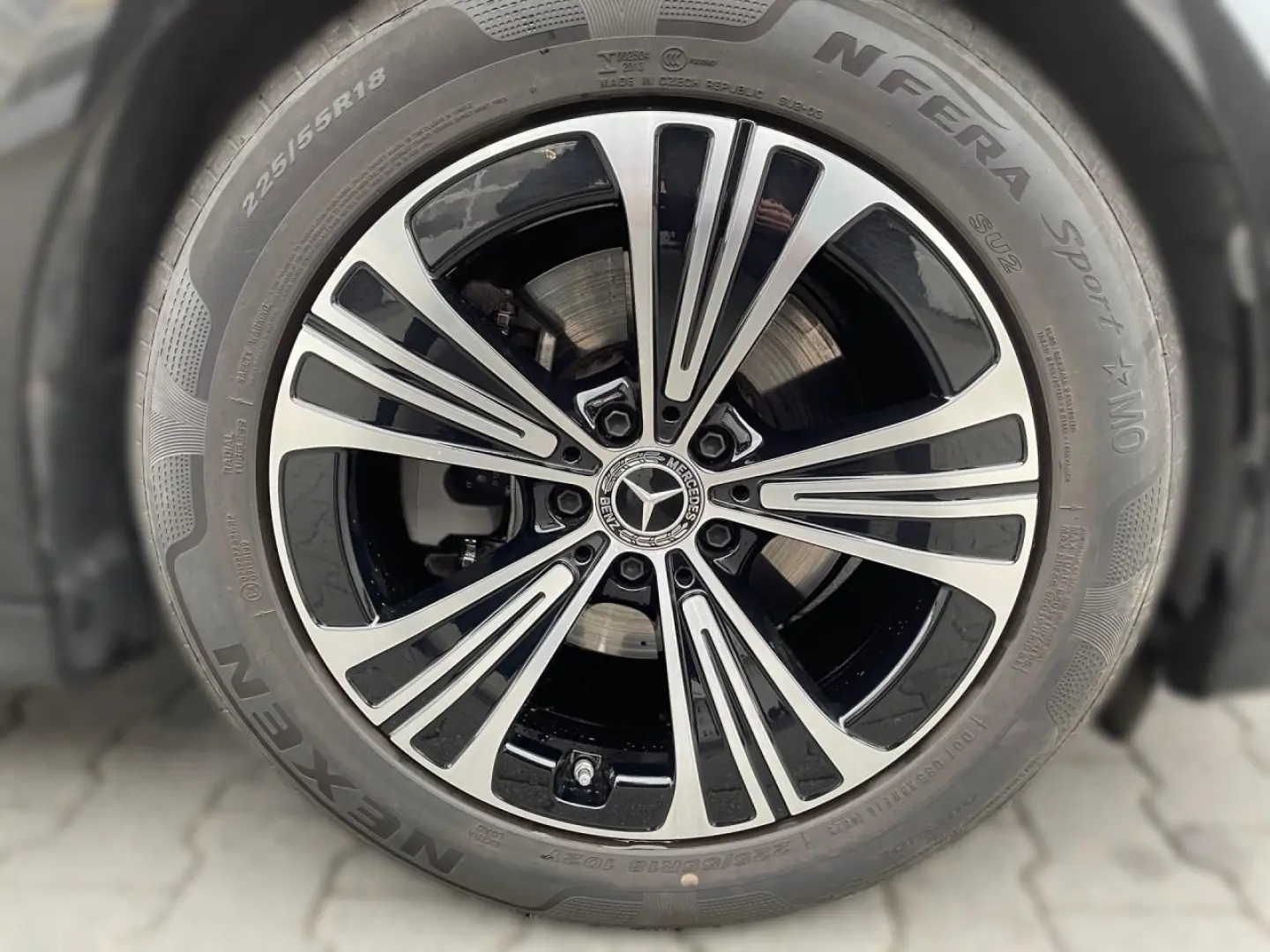 E 220 d AVANTGARDE-ADVANCED+AHK+LENKRADHZG+360°