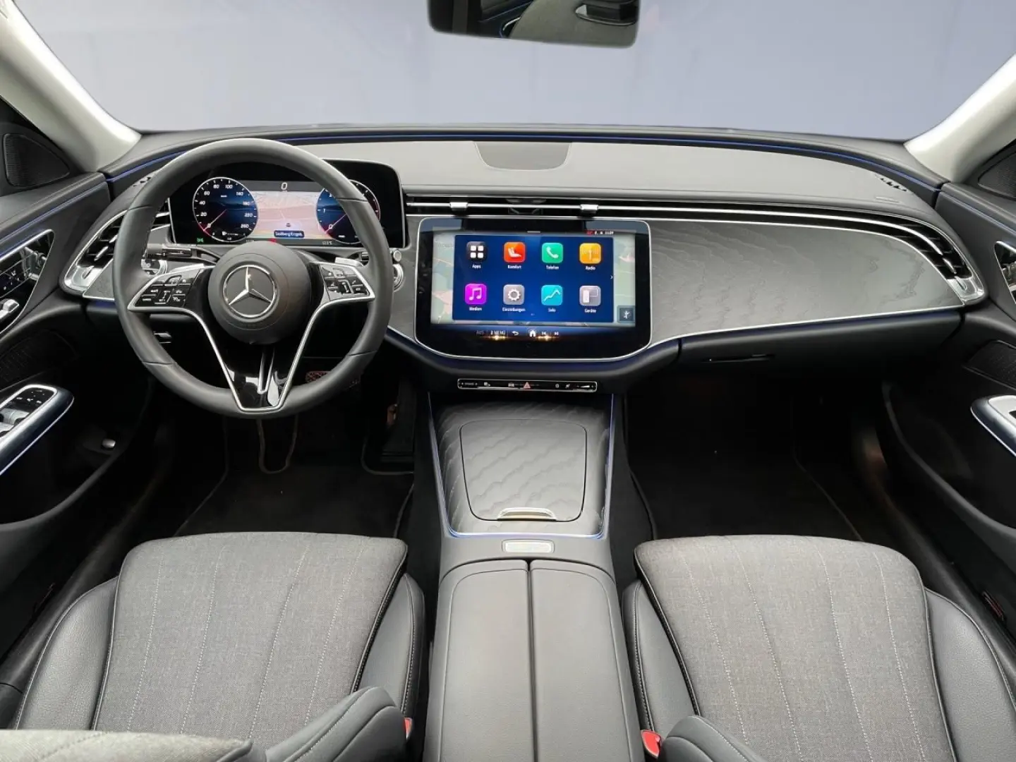 E 220 d AVANTGARDE-ADVANCED+AHK+LENKRADHZG+360°