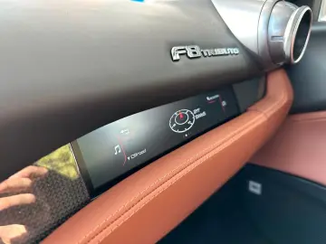 F8 Tributo Lift Pass-Display 19% Traumzustand!