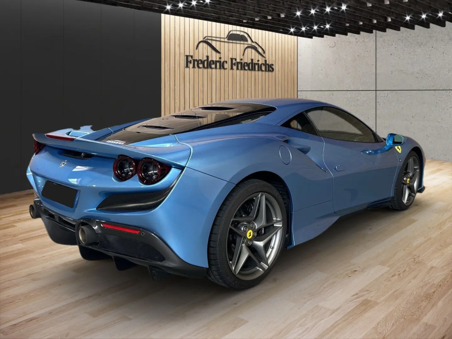 F8 Tributo Azzurro California Atelier Carbon