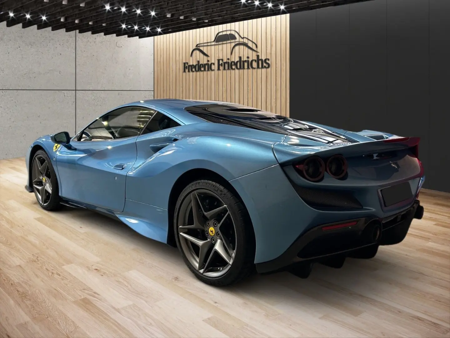 F8 Tributo Azzurro California Atelier Carbon