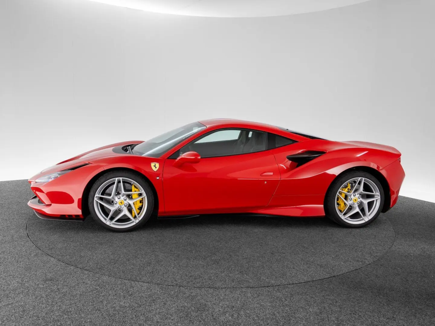 F8 FERRARI SINGEN