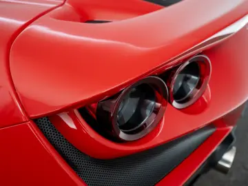 F8 FERRARI SINGEN