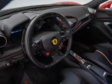 F8 FERRARI SINGEN