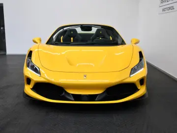F8 SPIDER/CARBON/RACING SEATS/LIFT/PASSANGER DIS