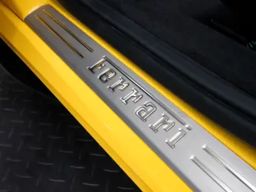 F8 SPIDER/CARBON/RACING SEATS/LIFT/PASSANGER DIS